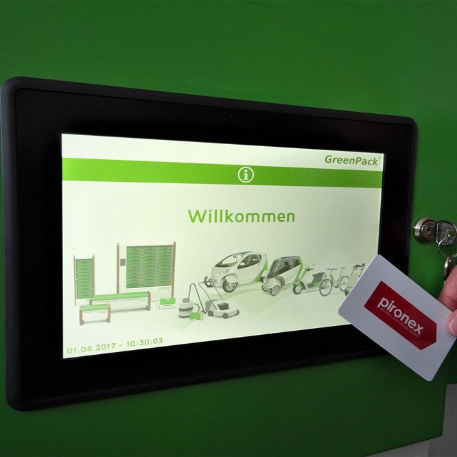 Multitouch Display - Ethernet, LTE 4G (3G/2G), CAN, RS485, RFID, USB